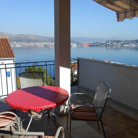 Gogi Apartman Donji Okrug  Екстер'єр фото