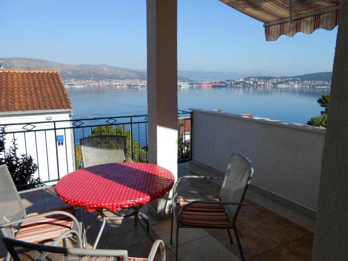 Gogi Apartman Donji Okrug  Екстер'єр фото